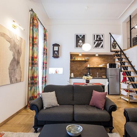 New Apartment On Rustaveli Avenue 第比利斯 外观 照片